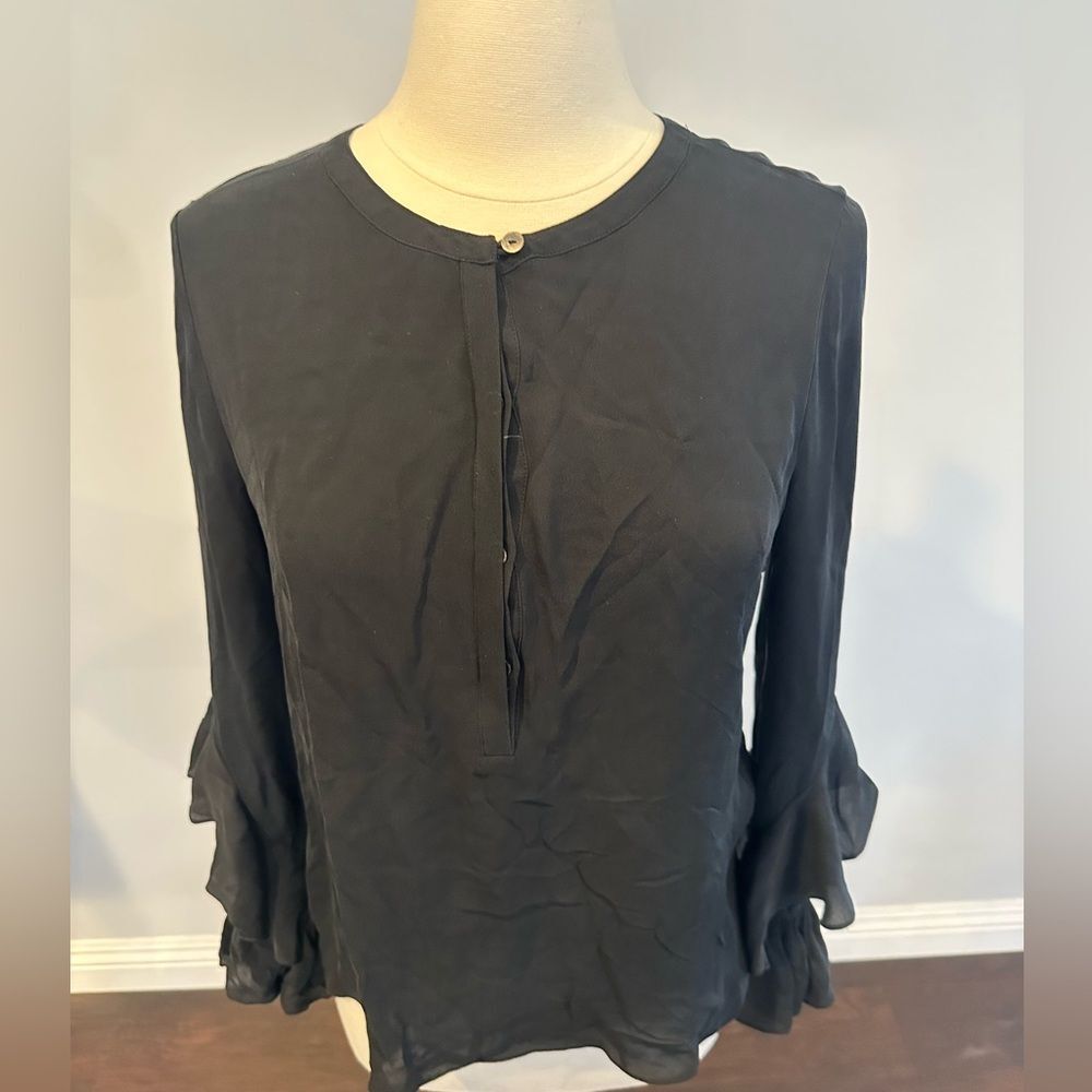 Kobi Halperin Black Bell Sleeve 100% Silk Shia Blouse Top Size Medium Womens - Picture 3 of 8